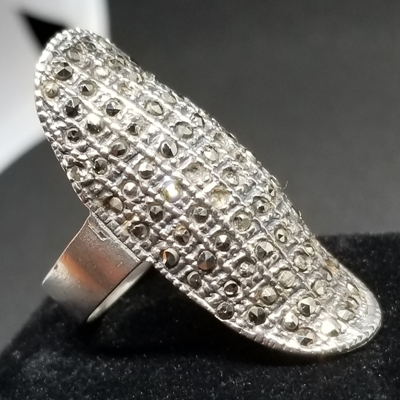 Sterling Silver Marchasite Ring sz. 8 - Picture 2 of 5